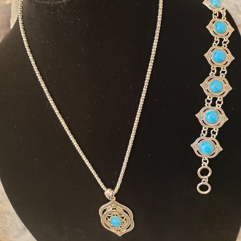 Cool Faux Turquoise Silver Tone 3 pc Set